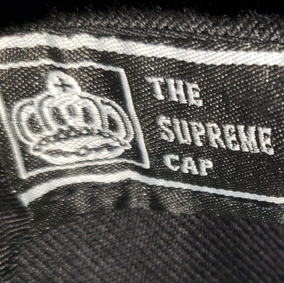 The Supreme  cap - Picture 6 of 7